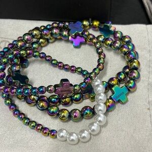 Newton Iridescent Beaded Bracelet Set